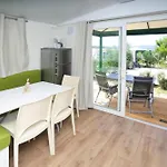 Ferienhaus Mobile Homes In Camp Kovacine, Cres, With Long Pebble Cres