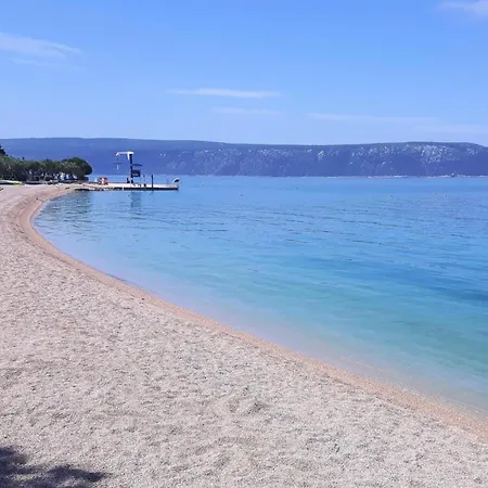 Сasa de vacaciones Mobile Homes In Camp Kovacine, Cres, With Long Pebble