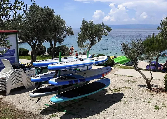 Mobile Homes In Camp Kovacine, Cres, With Long Pebble