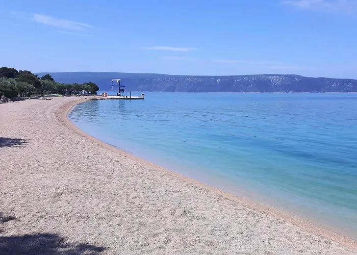 Hébergement de vacances Mobile Homes In Camp Kovacine, Cres, With Long Pebble